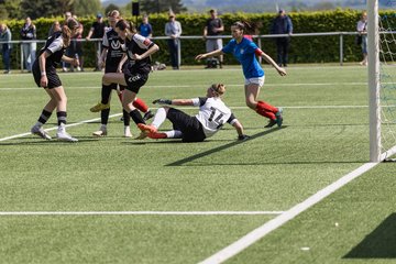 Bild 53 - wBJ SH-Pokalfinale  Holstein-Kiel - SV Viktoria : Ergebnis: 1:0